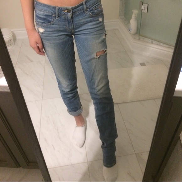 LOW-WAISTED HOLLISTER JEANS - Picture 4 of 7